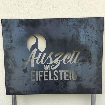 Auszeit Am Eifelsteig Hotel Daun Bagian luar foto