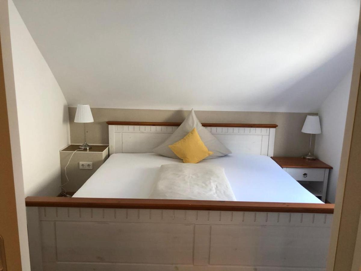 Auszeit Am Eifelsteig Hotel Daun Bagian luar foto
