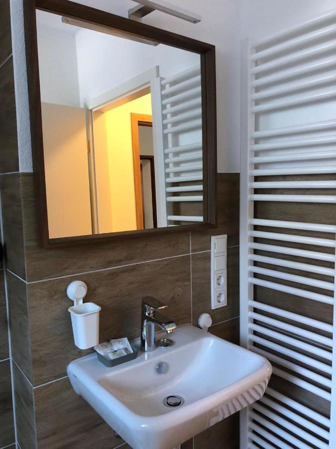 Auszeit Am Eifelsteig Hotel Daun Bagian luar foto