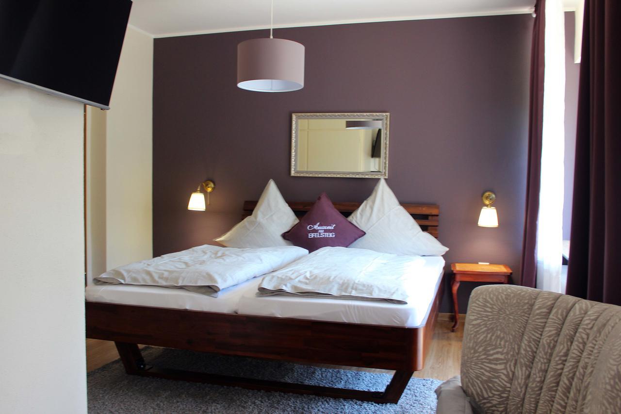 Auszeit Am Eifelsteig Hotel Daun Bagian luar foto