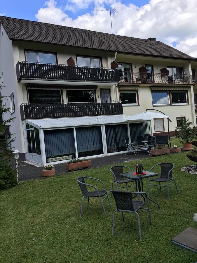 Auszeit Am Eifelsteig Hotel Daun Bagian luar foto