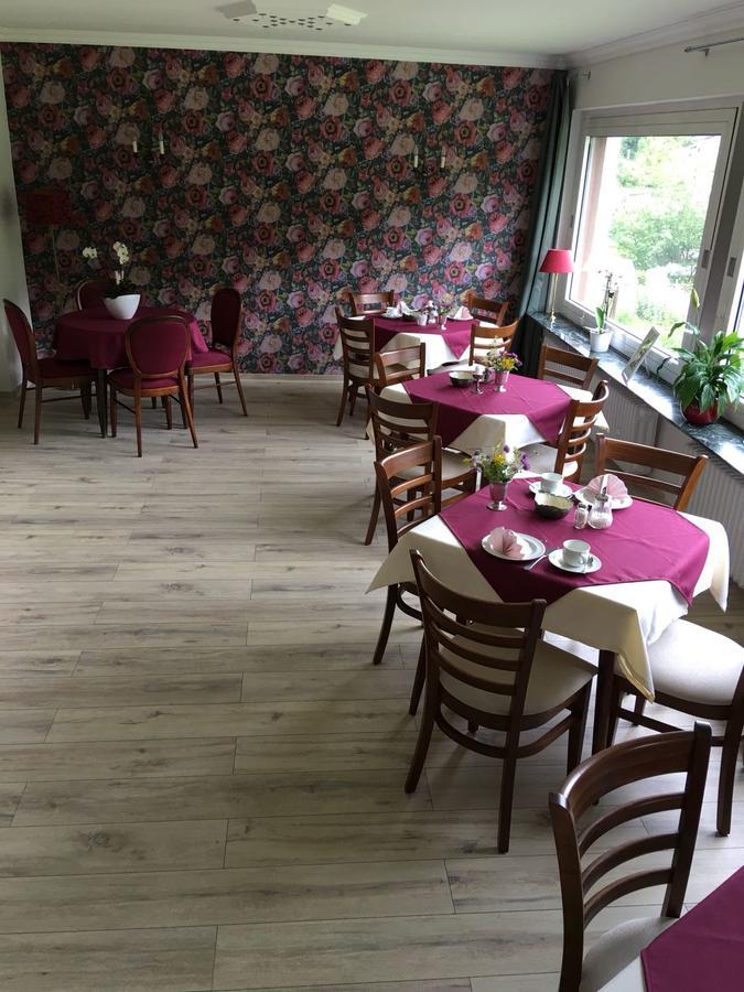 Auszeit Am Eifelsteig Hotel Daun Bagian luar foto