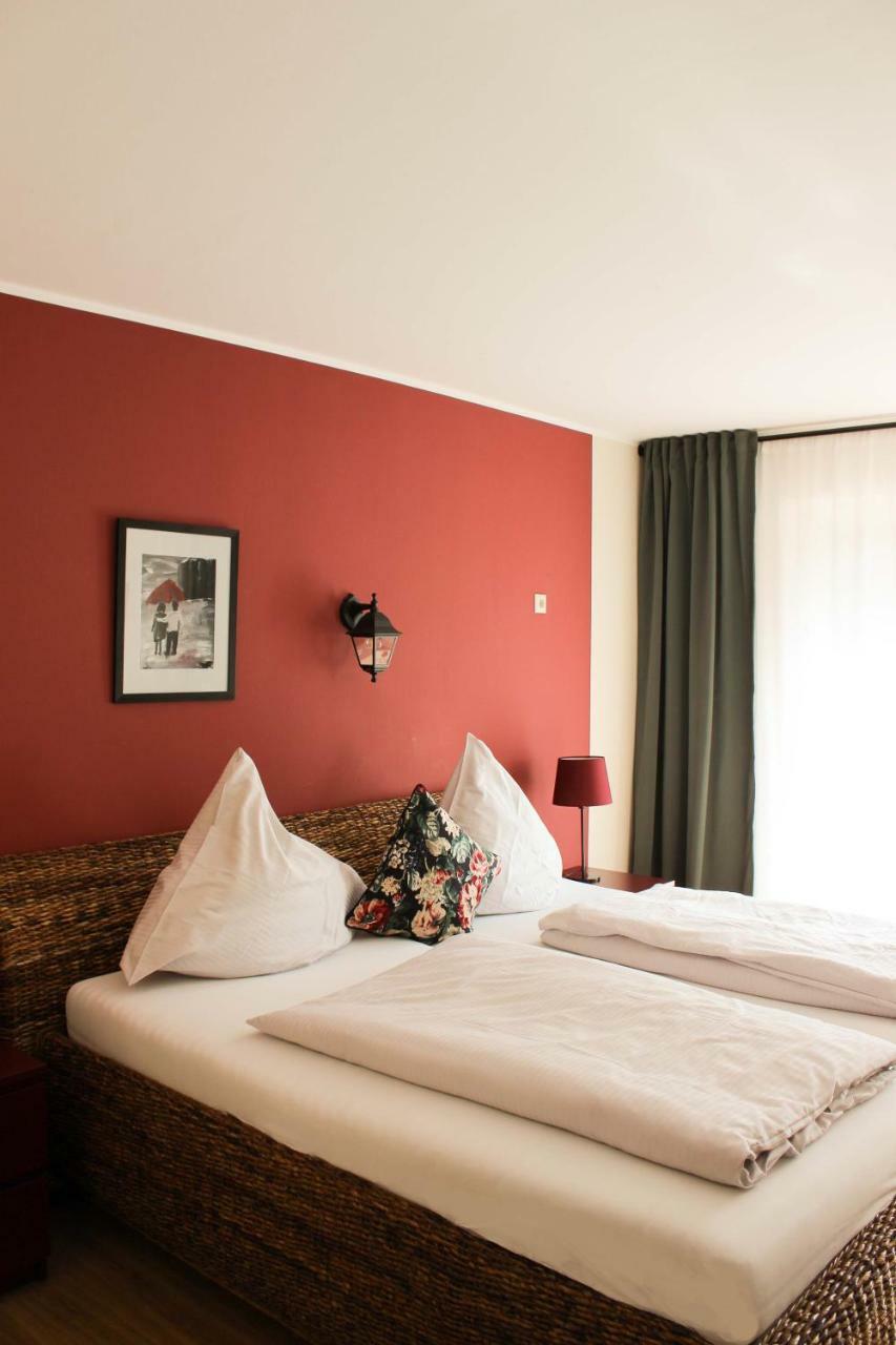 Auszeit Am Eifelsteig Hotel Daun Bagian luar foto